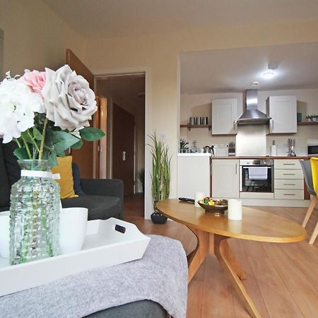 Canal Side Apartment In Chester Ngoại thất bức ảnh