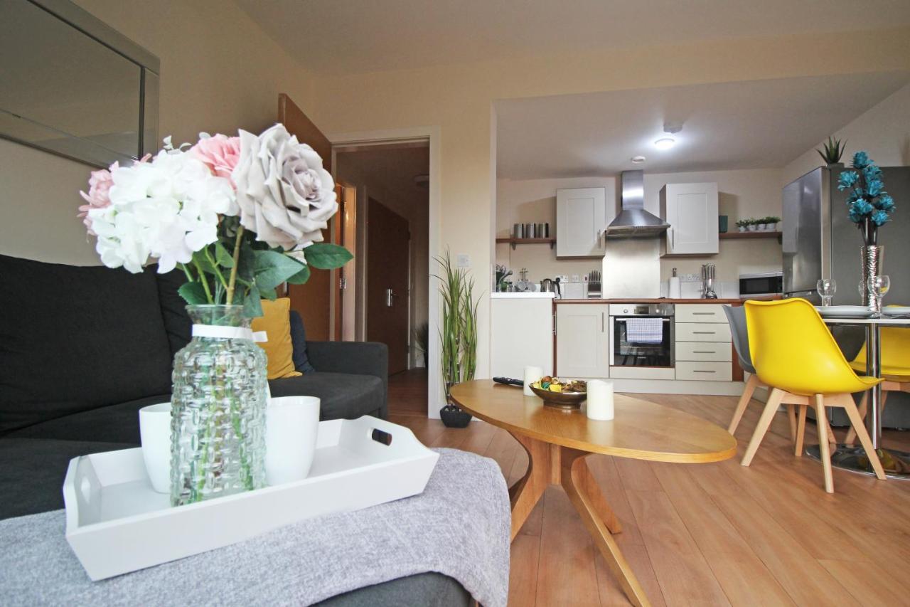 Canal Side Apartment In Chester Ngoại thất bức ảnh