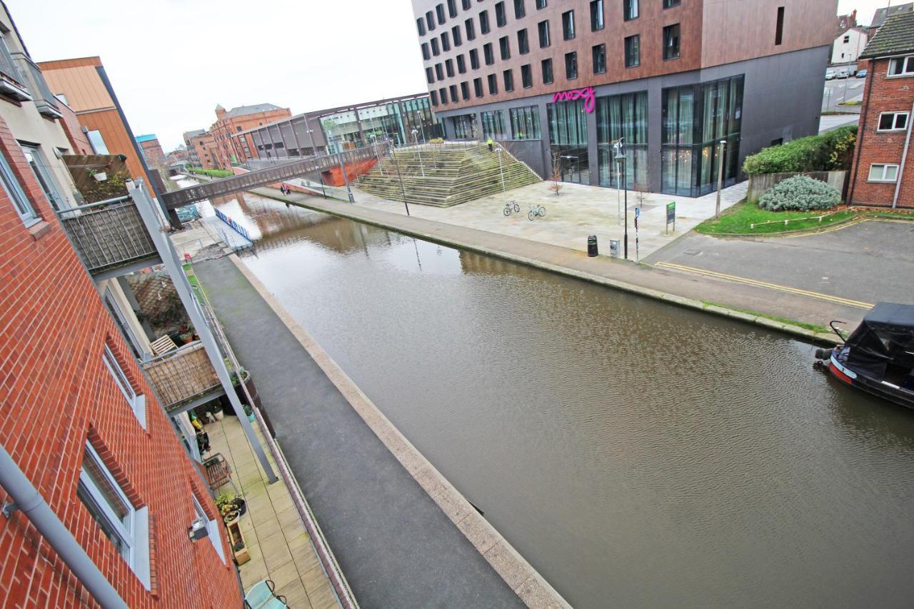 Canal Side Apartment In Chester Ngoại thất bức ảnh