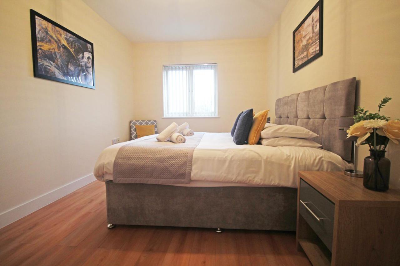 Canal Side Apartment In Chester Ngoại thất bức ảnh
